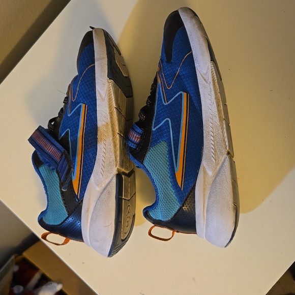 12XW Adaptive Stride Rite Boys Light up sneakers Shoes for toddlers little boys - Picture 8 of 9